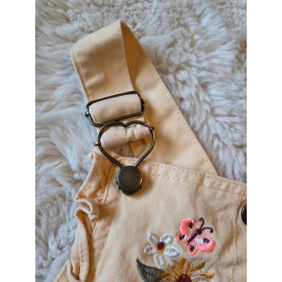 Embroidered Floral Yellow Girls Overall dress size 6 - Picture 4 of 6